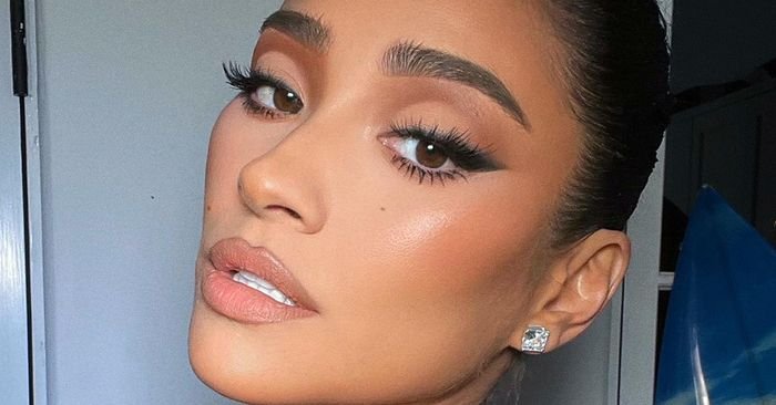15 Celeb-Inspired Prom Makeup Looks That Are So Good